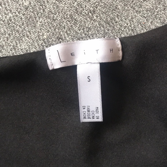 Leith one shoulder crop top - Picture 3 of 4